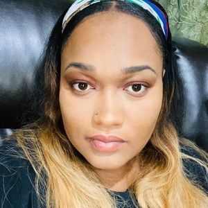 Meet your Posher, Tracey